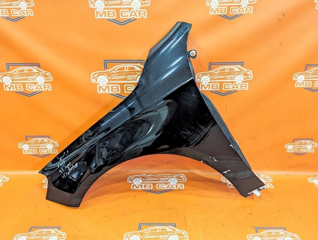 Крыло переднее левое Mercedes-Benz