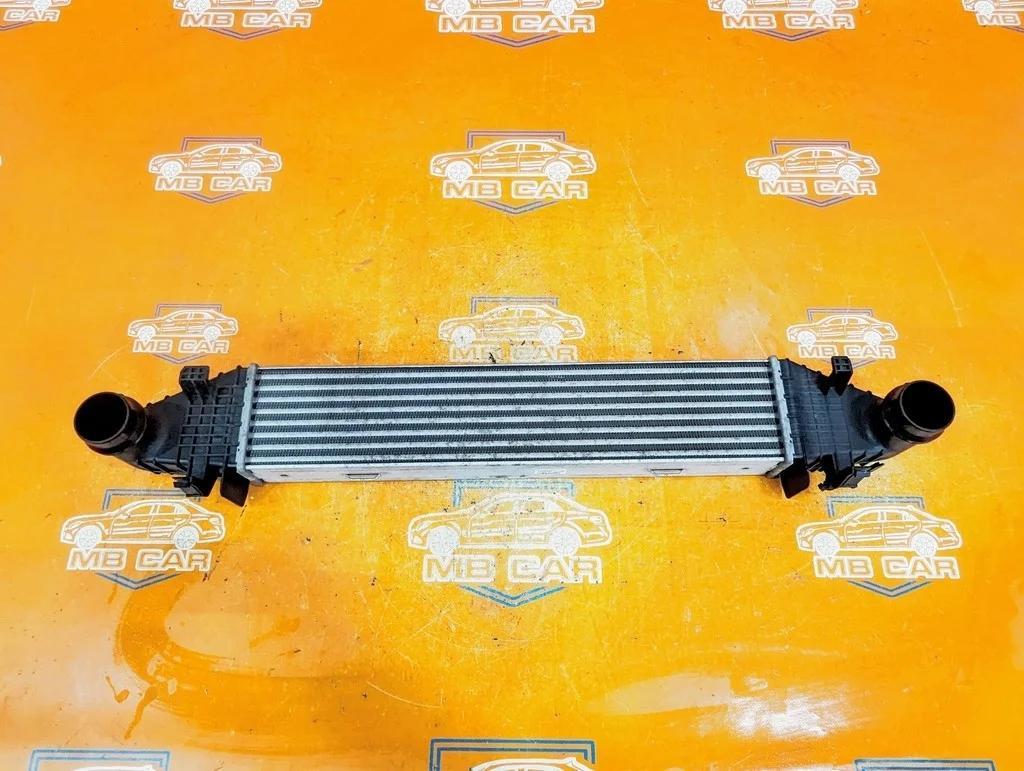 Интеркулер Mercedes-Benz