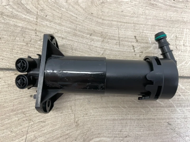 Форсунка омывателя фары Audi Q7 2007-2015 4L