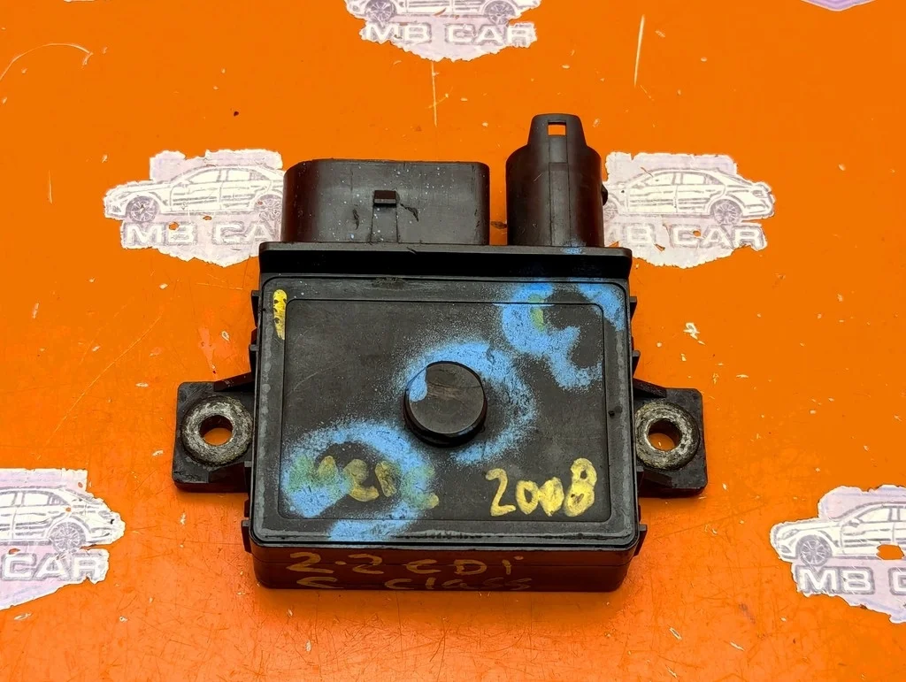 Реле свечей накала Mercedes-Benz