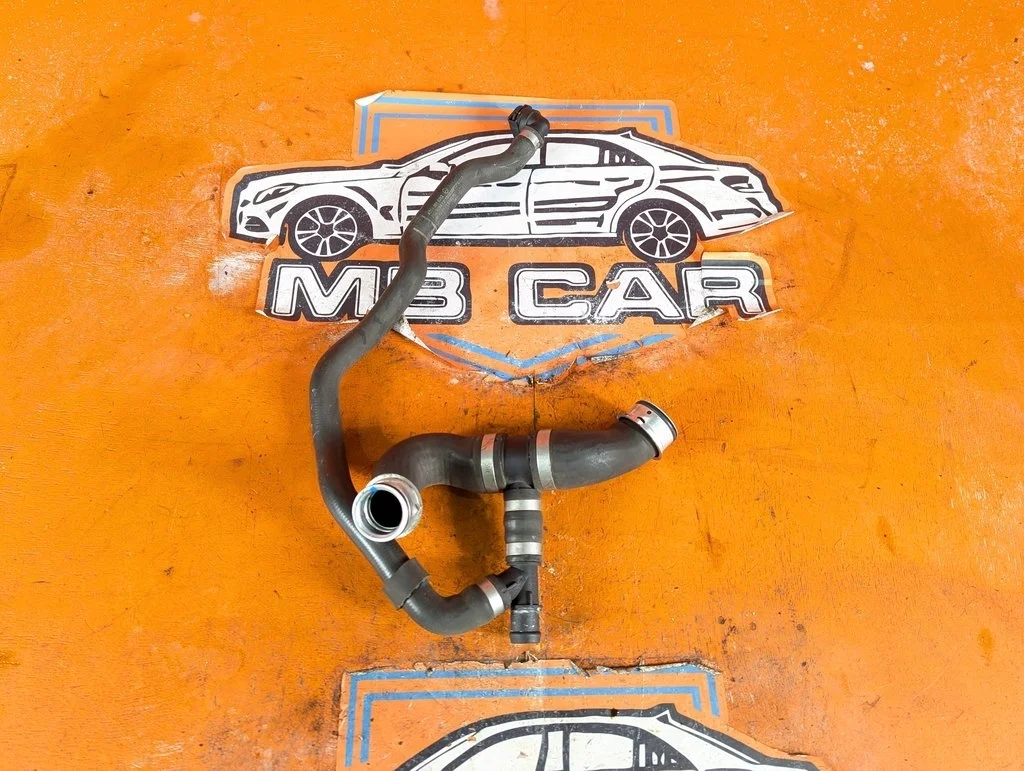 Патрубок радиатора Mercedes-Benz