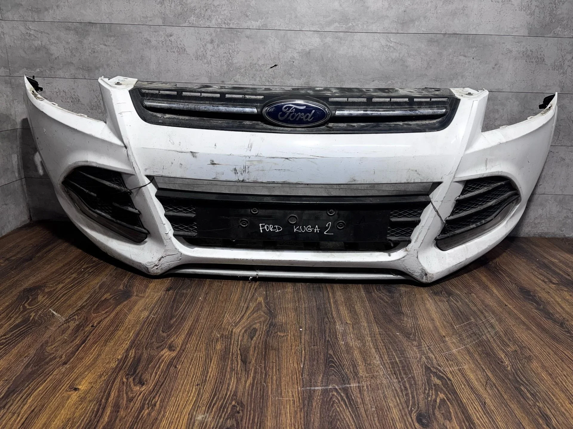 бампер передний Ford Kuga 2 CBS