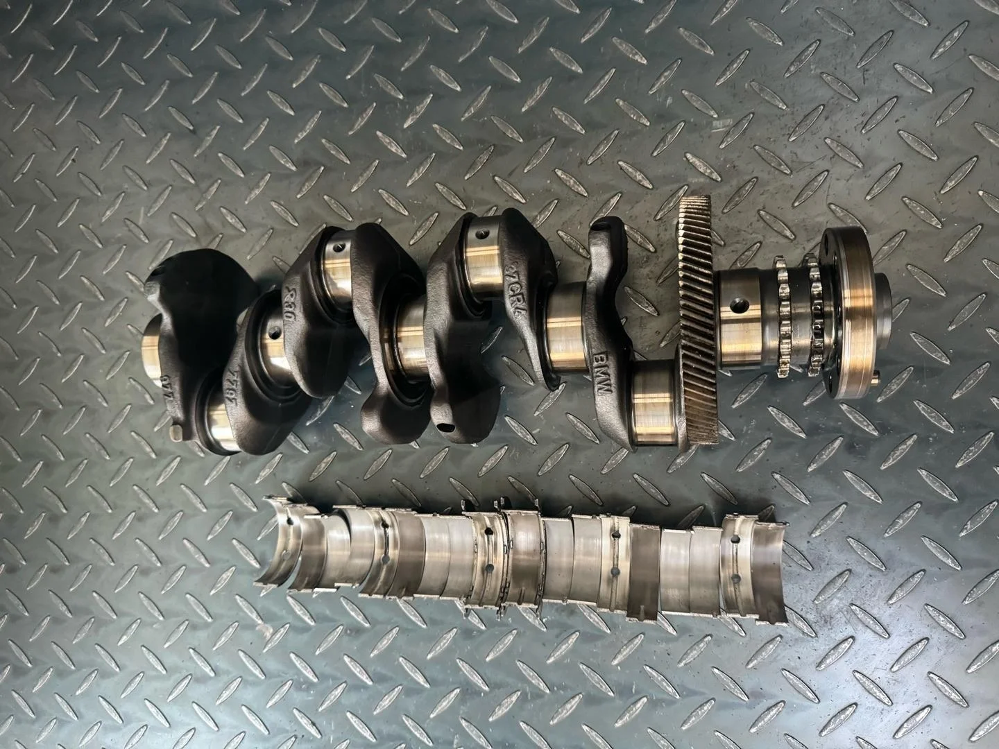 коленвал BMW X3 E83