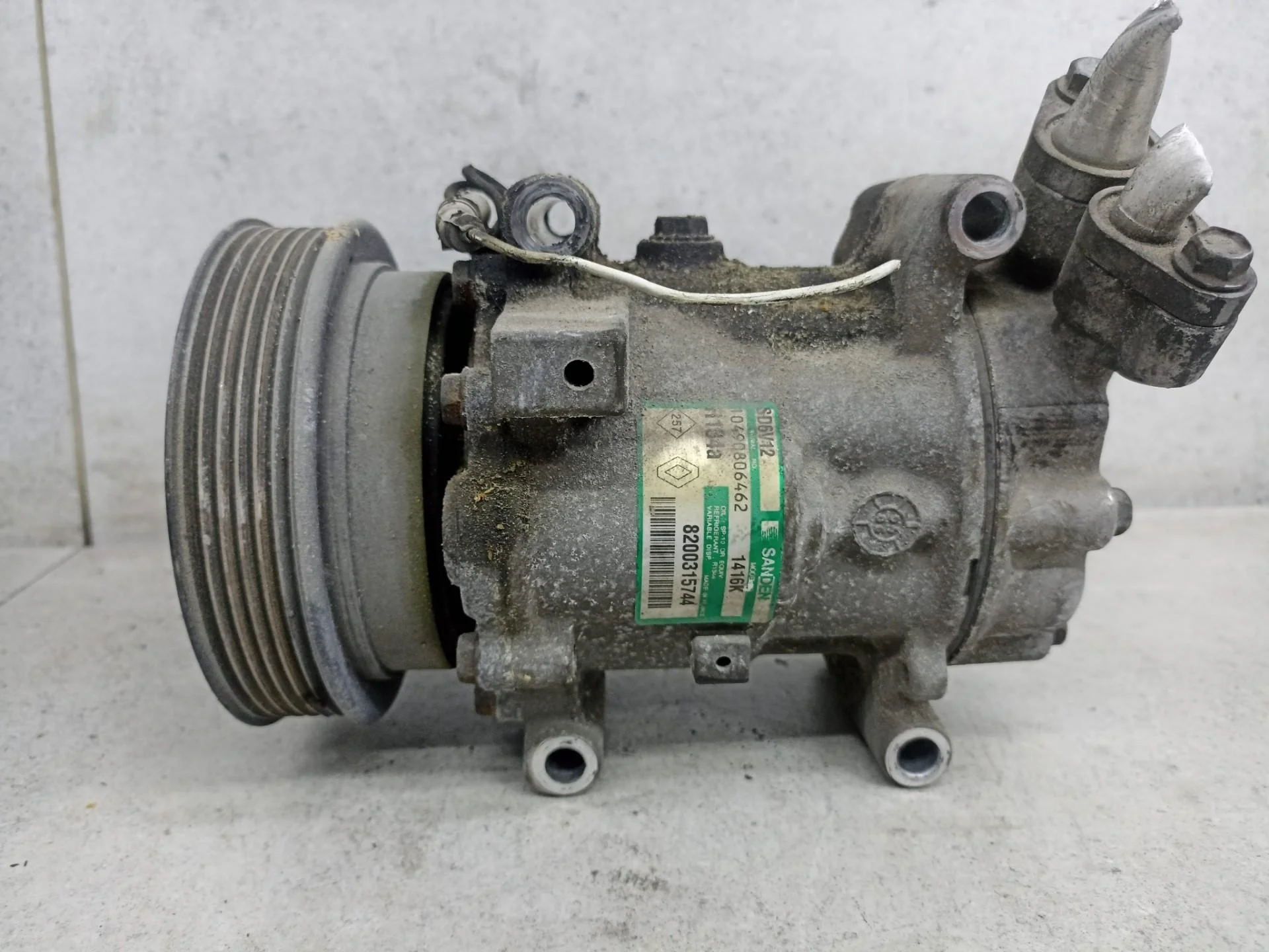 Компрессор кондиционера Renault Kangoo рест. 2003