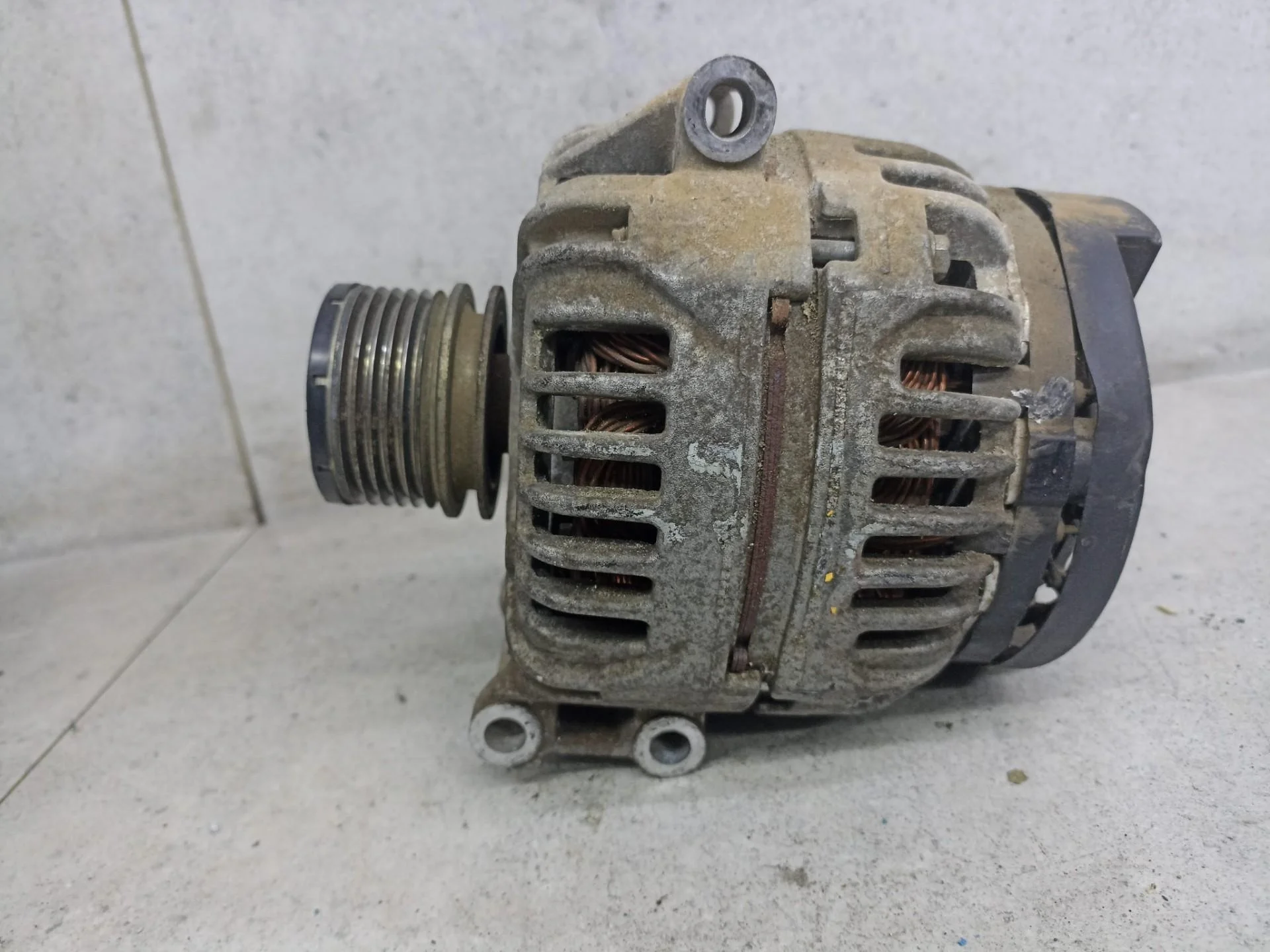 Генератор Renault Logan 2008 8200660040