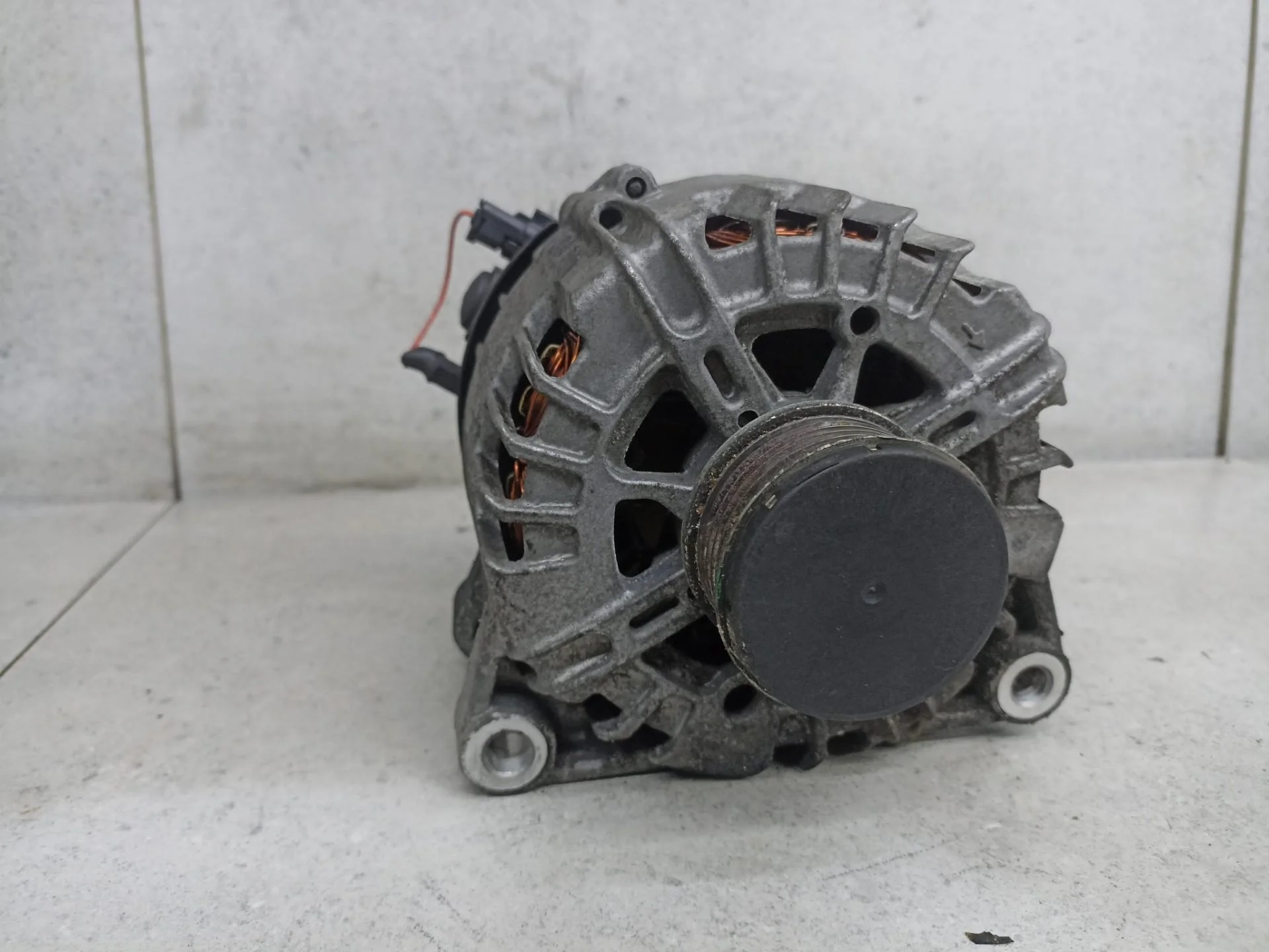 Генератор Peugeot Partner 2 рест. 2013 9678048880