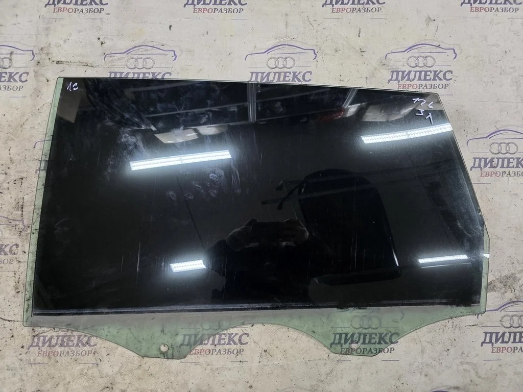 стекло двери Audi Q7 2005-2015 L R