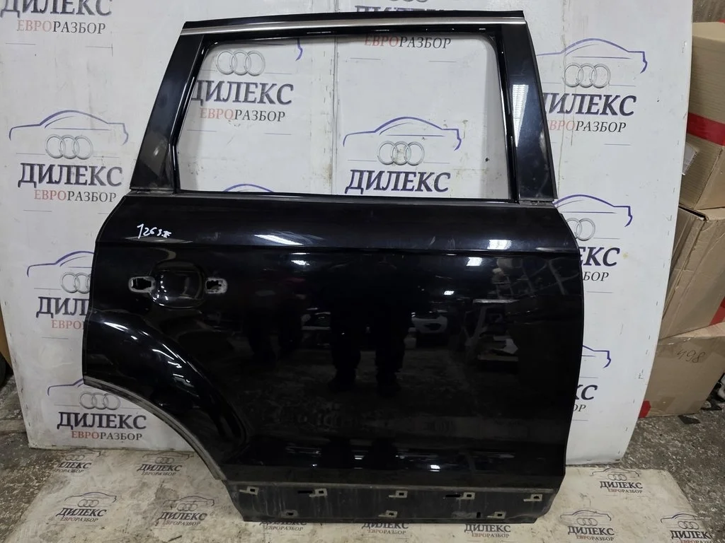 дверь Audi Q7 2005-2015 R R