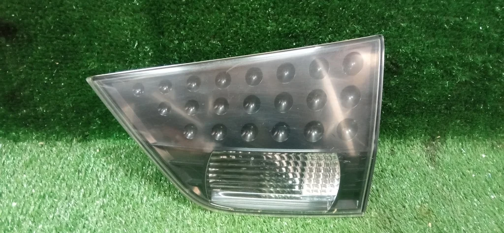 Б.у. фонарь внутренний MITSUBISHI OUTLANDER XL CW5W MITSUBISHI OUTLANDER XL CW5W 4B12 2009