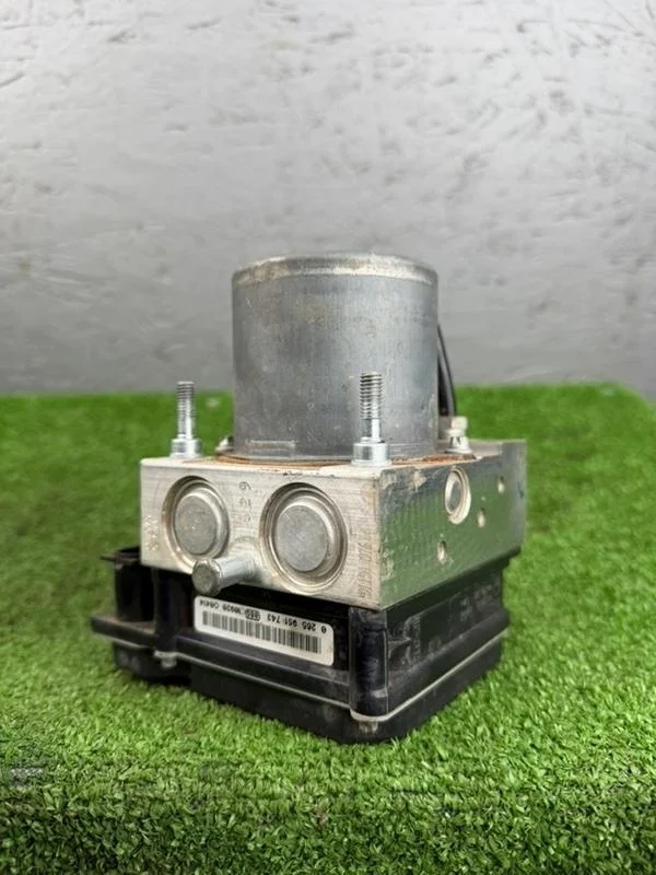 Блок abs Nissan Qashqai 2011 J10