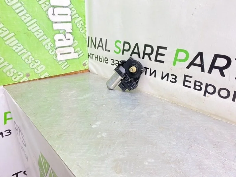 Моторчик эсп Audi A6 2001 4B0959801B C5 AVANT BDH 2.5TDI, задний левый