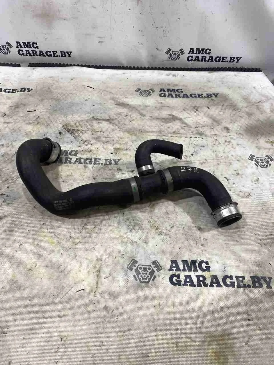 Патрубок (трубопровод, шланг) Mercedes-Benz W211/S211 (2002—2006) A2115014682