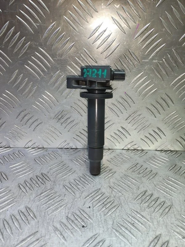 Катушка зажигания Toyota Corolla Spacio Vitz 9091902240 E120 E 120 NZE121 1NZFE
