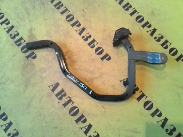 Петля крышки багажника правая RENAULT LOGAN 2005-2014 6001546880