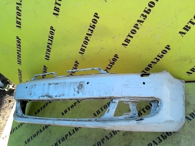 Бампер передний VOLKSWAGEN GOLF 6 2009-2012 5K0807221