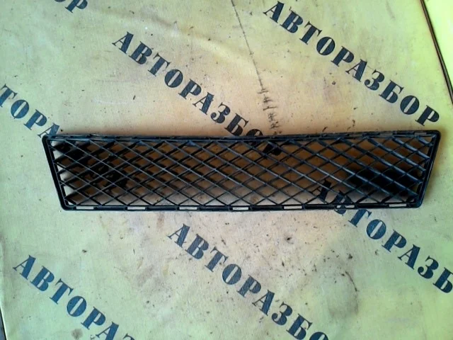 Решетка в бампер MERCEDES-BENZ GLK-Class X204 2008-2015 A2048851723
