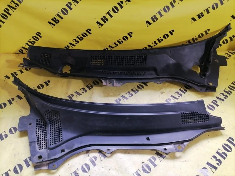 Жабо (решетка стеклоочистителя) INFINITI INFINITI FX35/45 (S50) 2003-2007 2006 66863CG00A 3.5 VQ35DE 280 Л/С