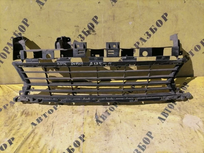Решетка в бампер RENAULT LOGAN 2 2014-2022 622542439R