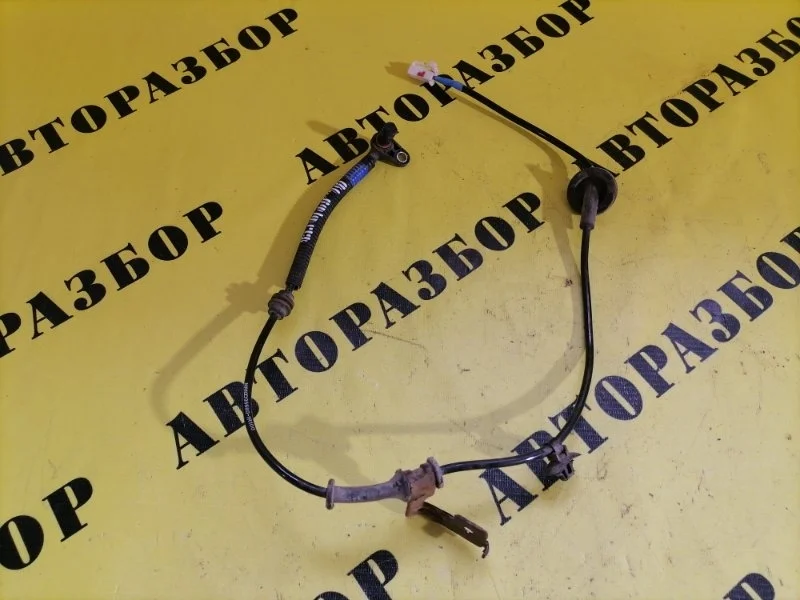Датчик ABS HYUNDAI SOLARIS 2010-2017 2014 956801R100 СЕДАН 1.6 G4FC 123 Л/С