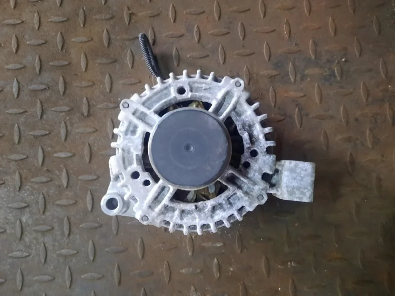 Генератор Volvo S40 2010 0121615014 B5254T3