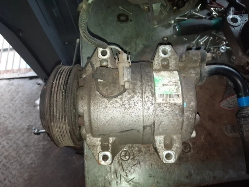 Компрессор кондиционера Volvo XC90 (2000 - 2014 8708581 C_59 B5254T2