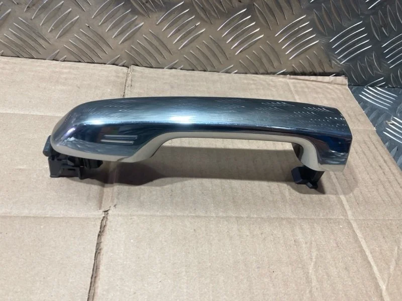 Ручка двери наружная TOYOTA Land Cruiser 2019 6921060270 URJ202 1VD-FTV 4.5