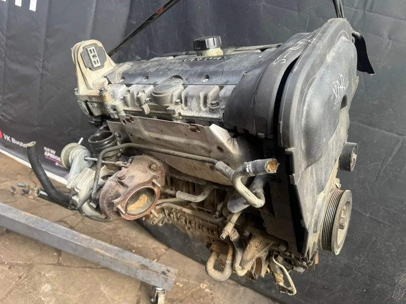 Двигатель Volvo S60 2002 B5244T3 B5244T3
