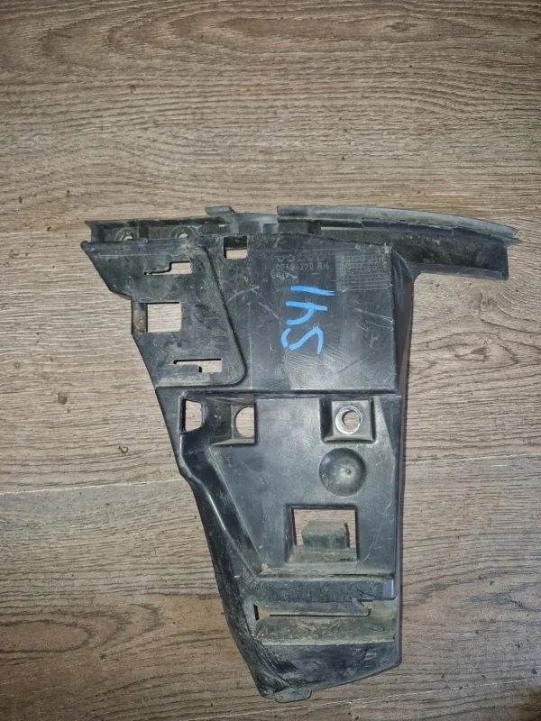 Кронштейн бампера Volvo XC70 2005 SZ