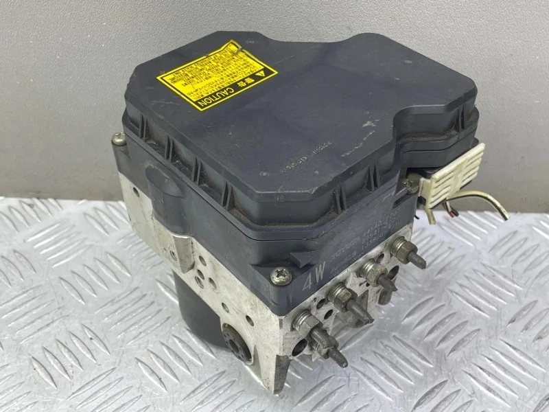 Блок abs Toyota Mark X GRX120