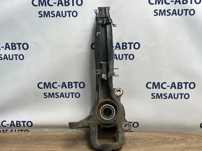 Кулак поворотный Volkswagen Touareg 7P6407245A NF 3.6 CGRA, передний левый