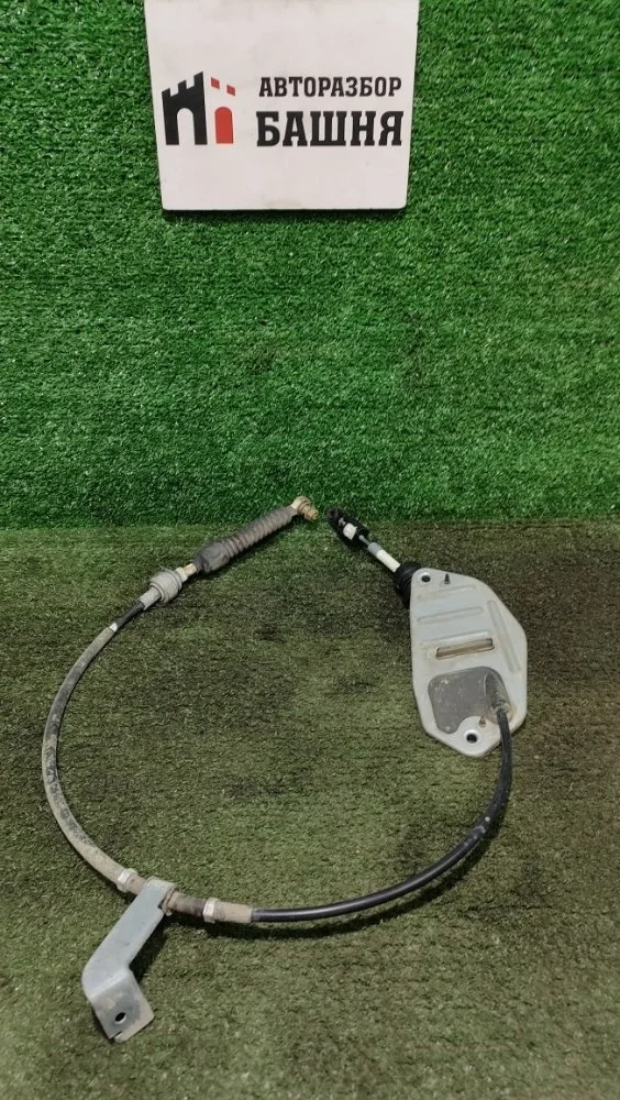 Трос кулисы АКПП Toyota Corolla 2013 3382020A50 180 1ZRFE