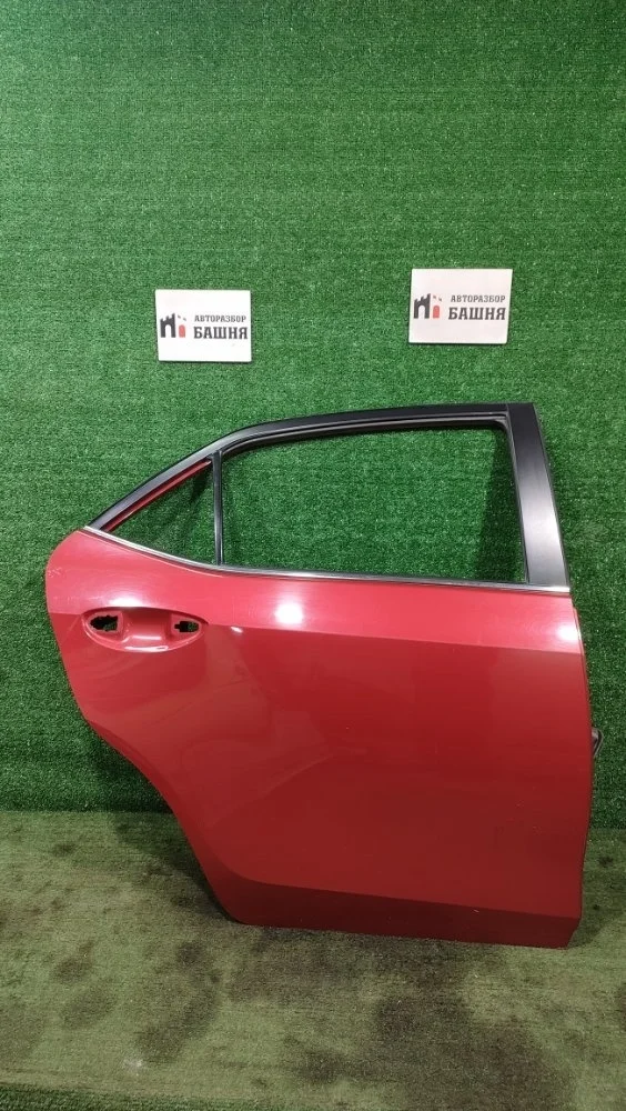 Дверь Toyota Corolla 2013 6700302410 180 1ZRFE, задняя правая