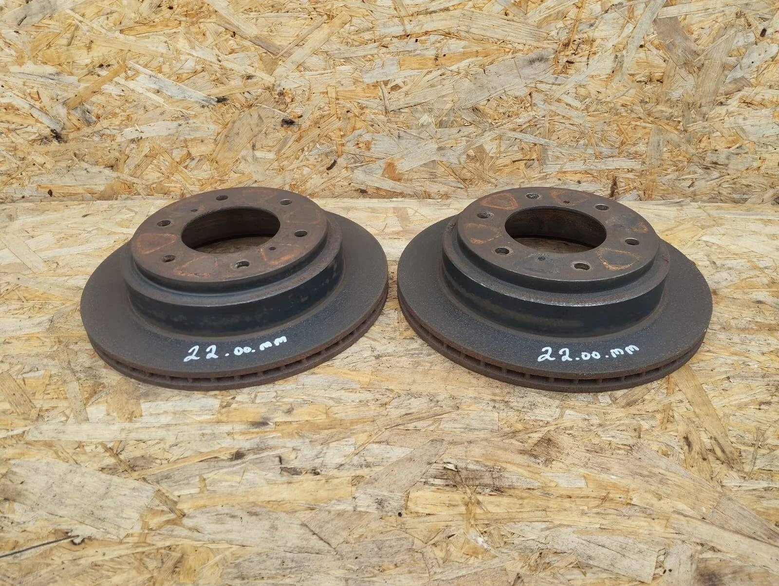 Диск тормозной Mitsibishi Pajero 3 задний к-т