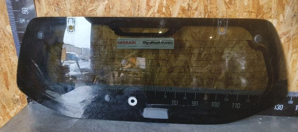 Стекло двери багажника Nissan Pathfinder III (2004—2010) 2005 K27 - STRUCTURAL GREY