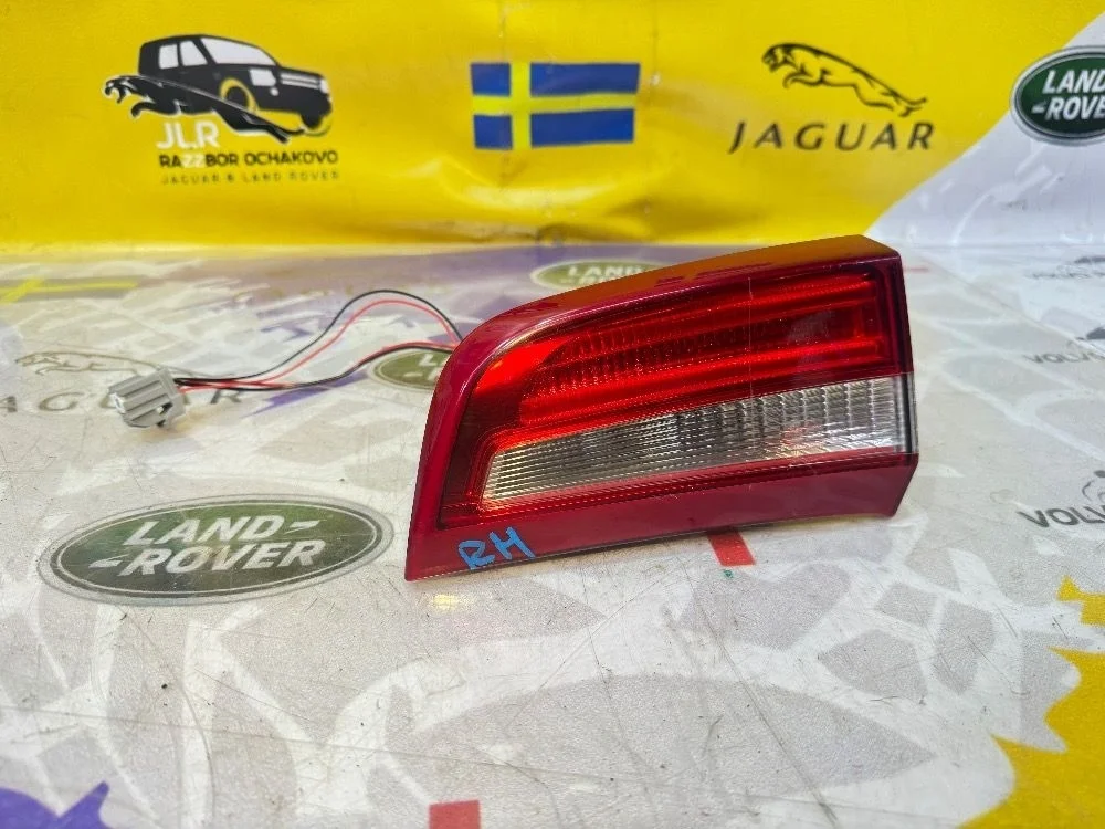 Фонарь на багажник правый Volvo S60 2010-2018 S60 II (2010—2013) B5254T / T6 / T10