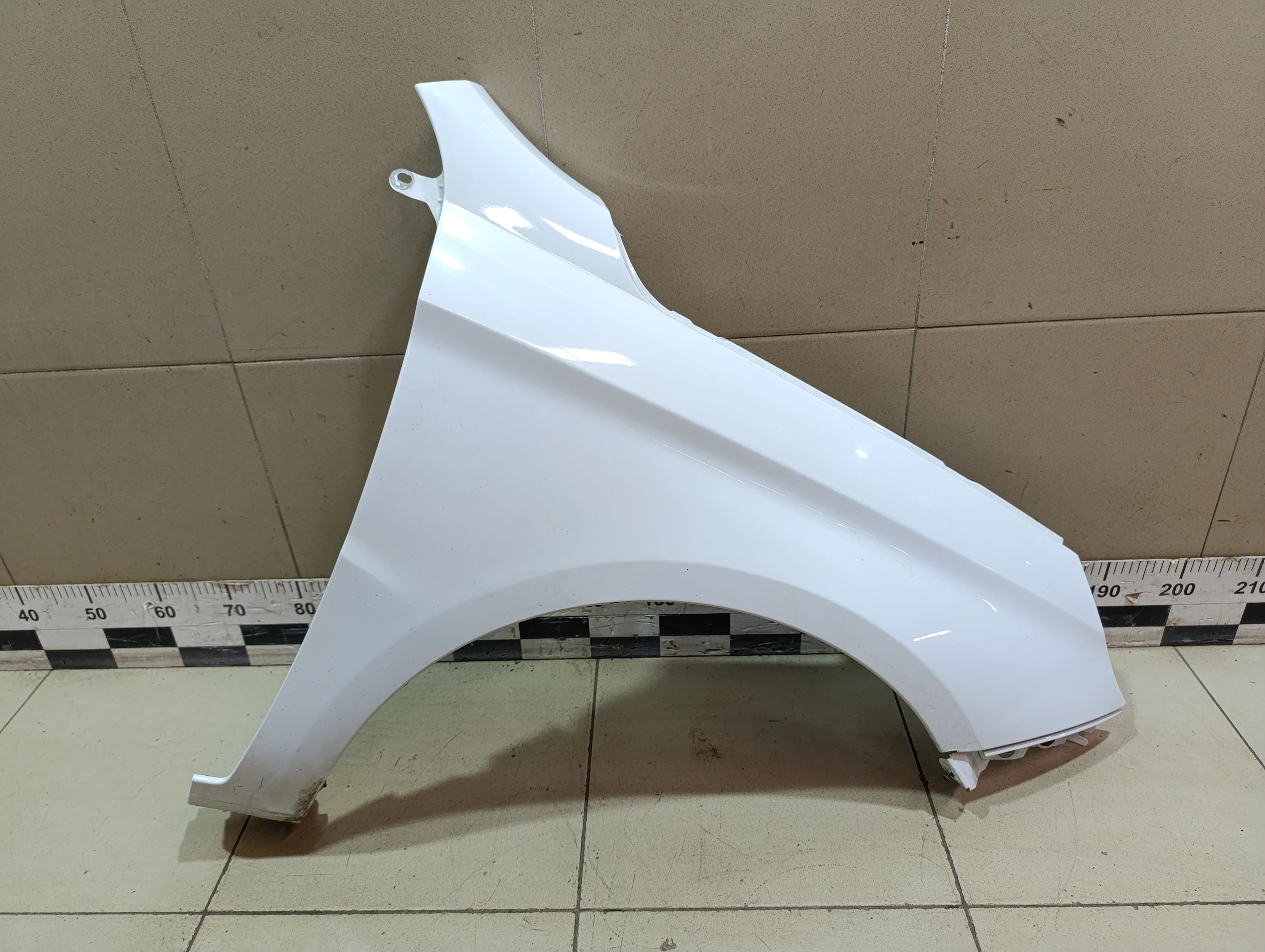 Крыло переднее правое LADA VESTA 2015>