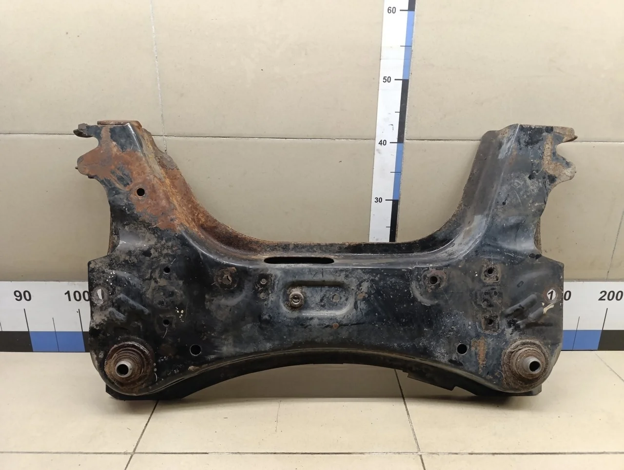 Балка подмоторная Tiida (C11) 2007-2014