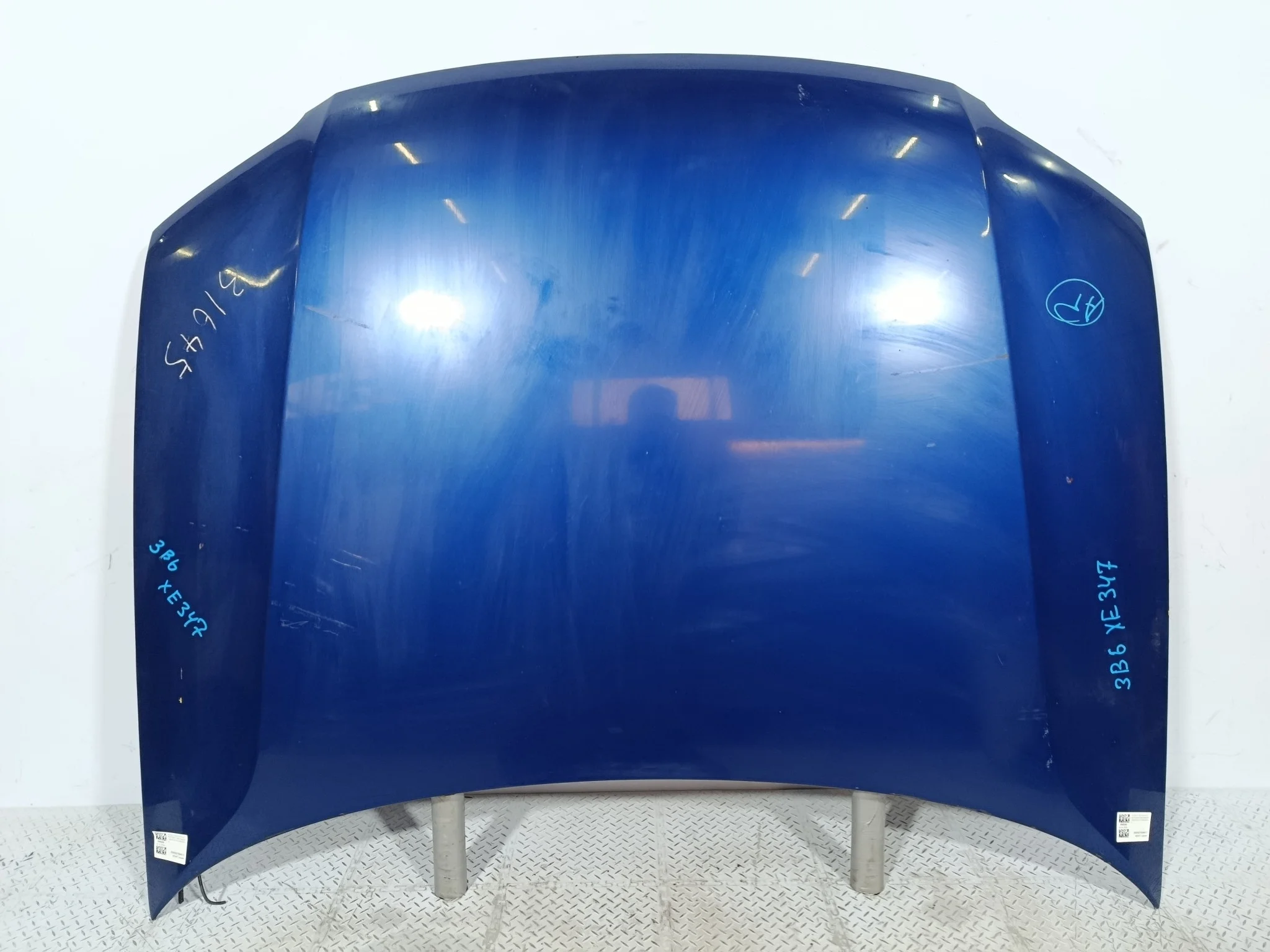 КАПОТ VOLKSWAGEN PASSAT 3B0823031K  синий, LC5X XE347