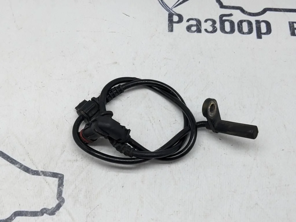 Датчик ABS Mercedes-Benz