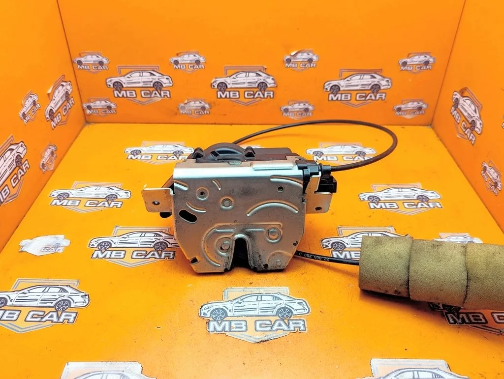 Замок багажника Mercedes-Benz