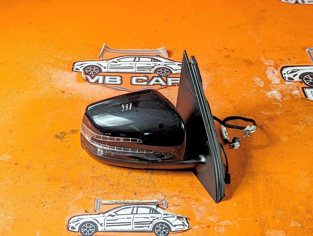 Зеркало правое Mercedes-Benz