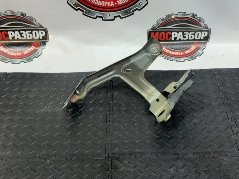 Кронштейн крыла BMW 530I 2017 41007440423 G30 B48B20B, передний левый