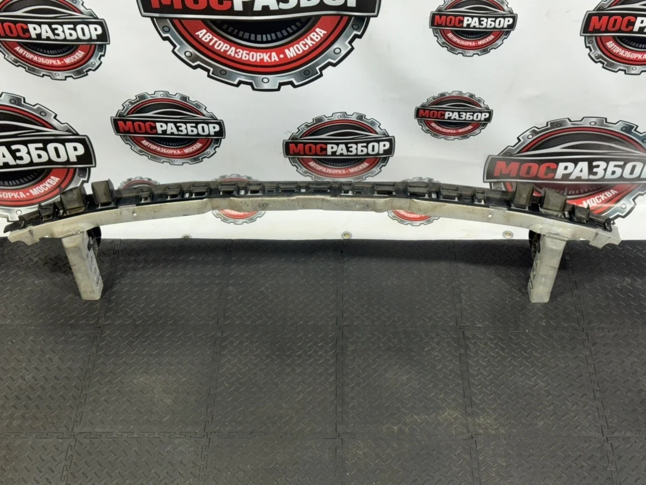 Усилитель бампера BMW 5 серия 2017 51117418224 G30 B48B20B, передний