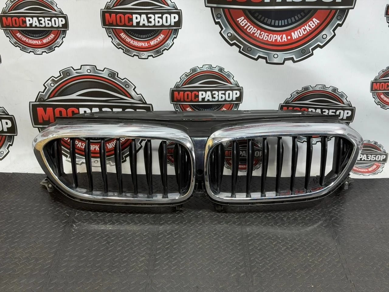 Жалюзи радиатора с управляемой заслонкой BMW 5 серия 2017 51747497279 G30 B48B20B