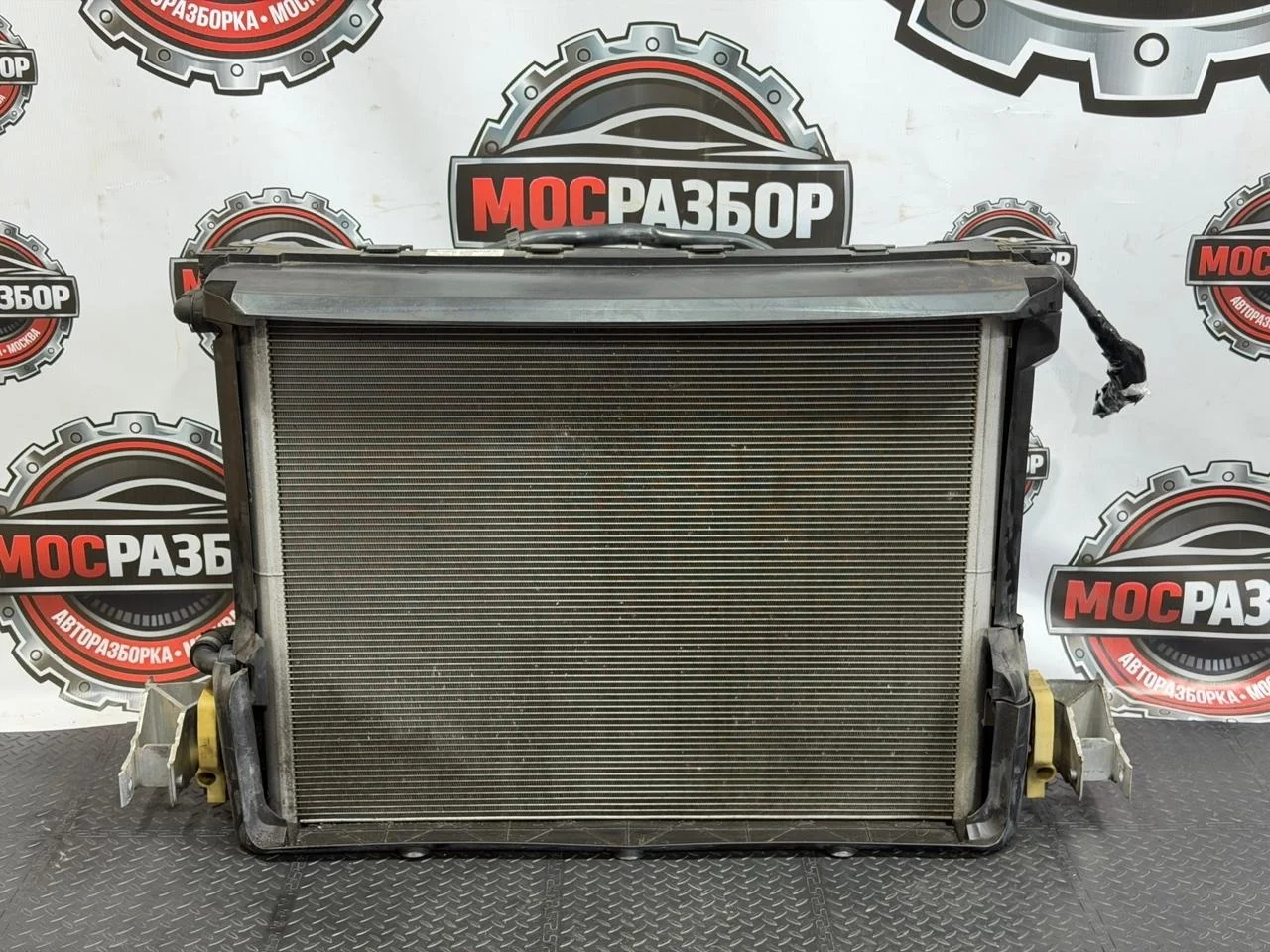 Кассета радиаторов в сборе BMW 5-серии 2017 17118484638 G30 B48B20B