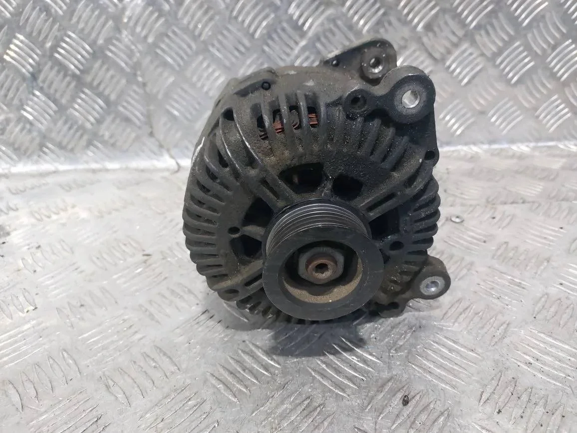 генератор Audi A6 4F/C6