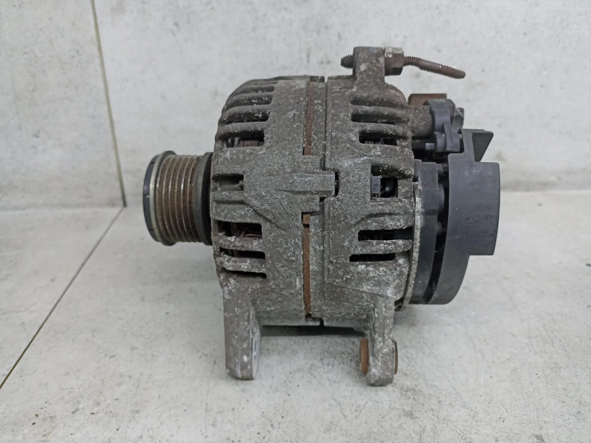 Генератор Renault Megane 3 2014 231008578R