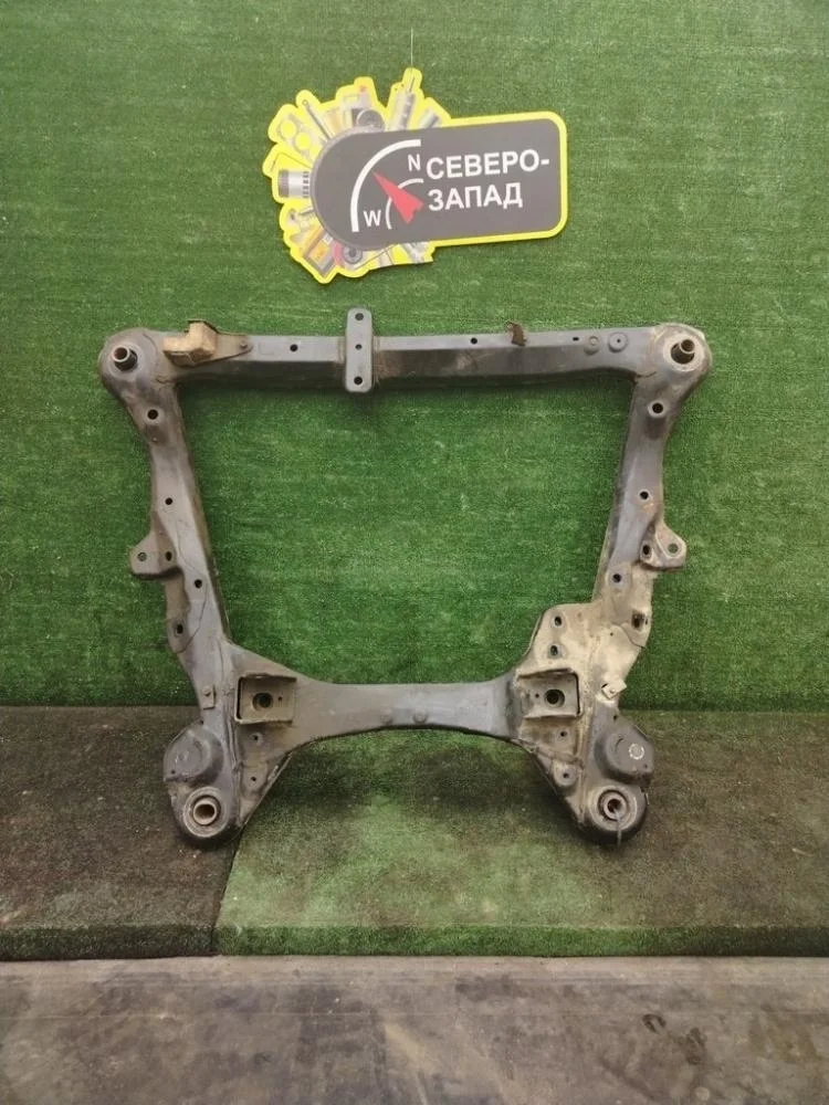 Балка Toyota Highlander 2013 5110048071 GSU45 2GRFE, передняя