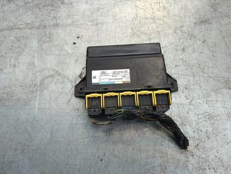 Блок управления центральным замком ford Mondeo 4 2006-2010
