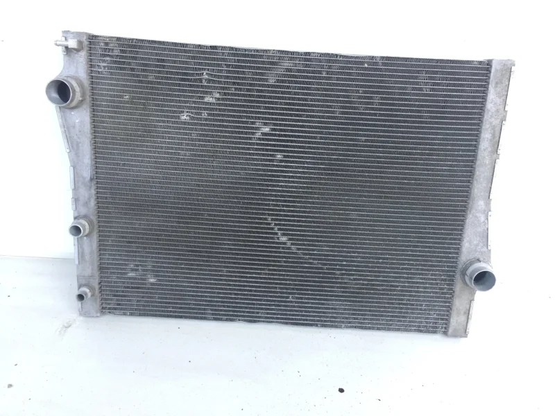 Радиатор двигателя BMW X5 2013-2018 17117807624 F15, передний